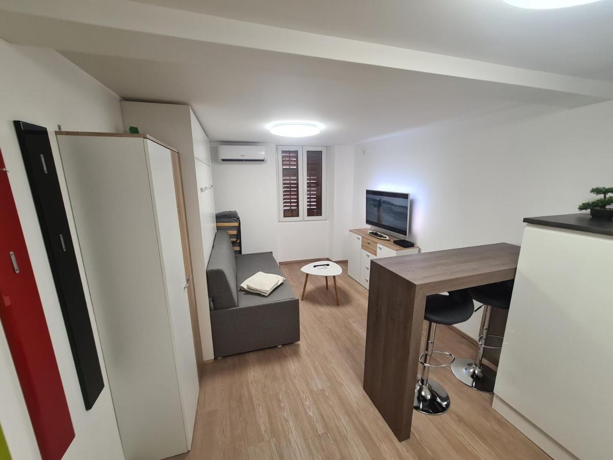 Apartma Sasko Daire Izola Dış mekan fotoğraf